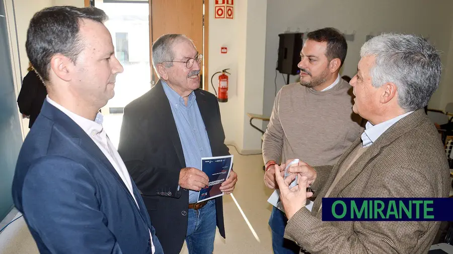 União de Freguesias de Alverca e Sobralinho quer nova associação de empresários União de Freguesias de Alverca e Sobralinho quer nova associação de empresários