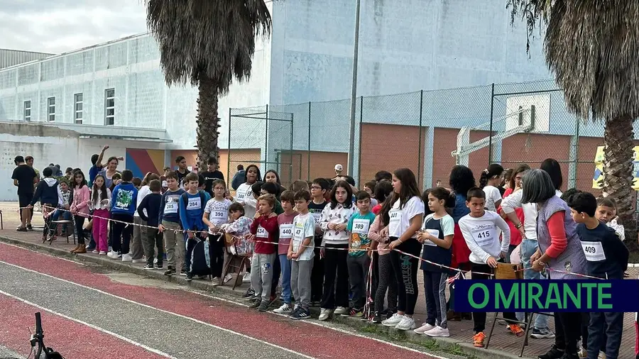 Corta-mato com muita adesão no Agrupamento de Escolas de Marinhais