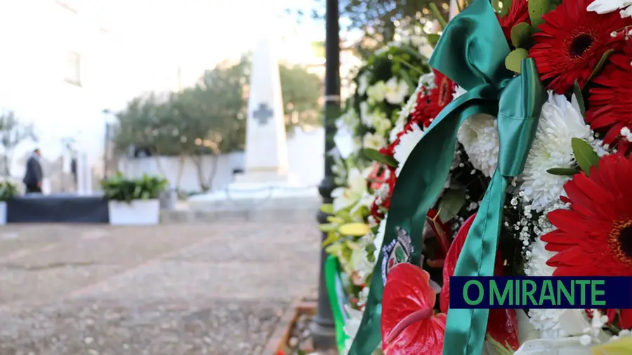 Azambuja acolhe homenagem aos antigos combatentes Azambuja acolhe homenagem aos antigos combatentes