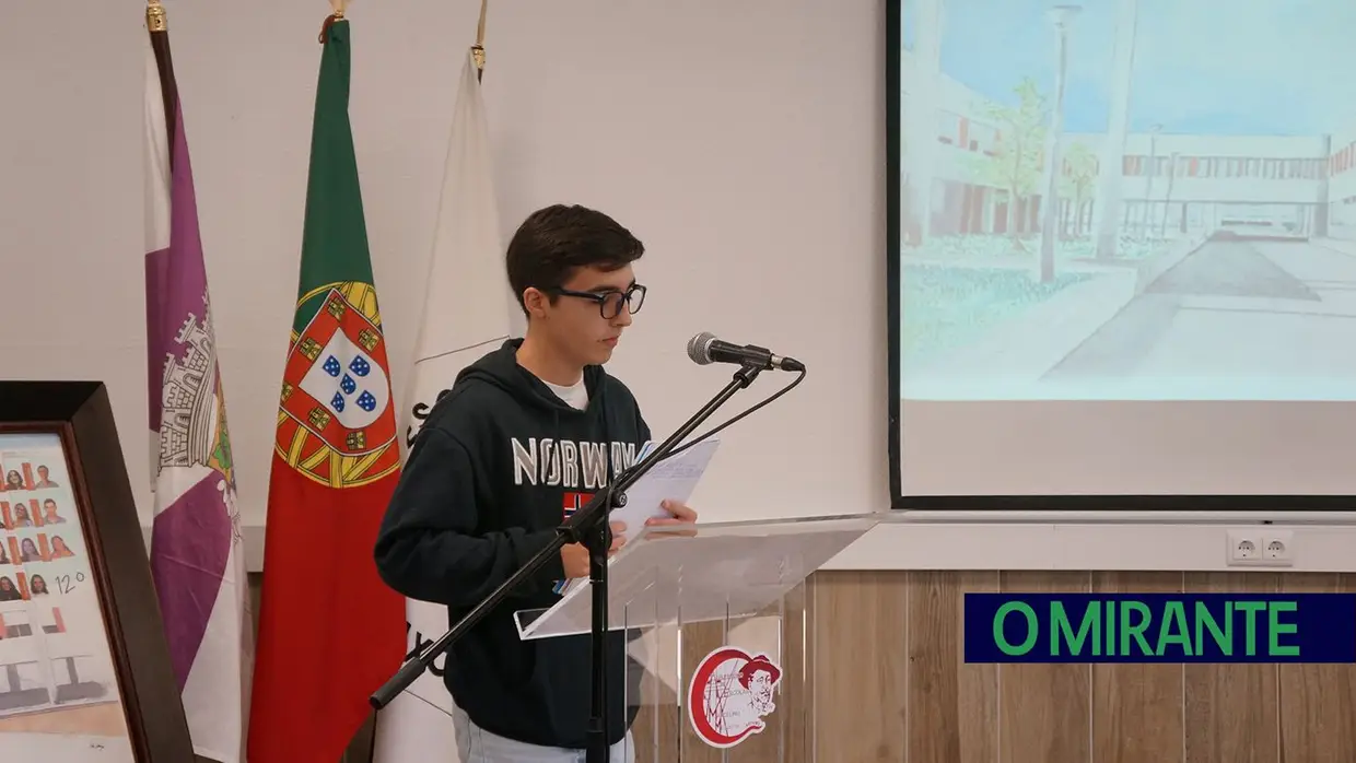 Secundária do Cartaxo completou 43 anos ao serviço do ensino