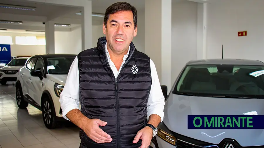 “Não vejo os jovens ligarem-se à política da forma pura como se ligavam os do meu tempo” “Não vejo os jovens ligarem-se à política da forma pura como se ligavam os do meu tempo”