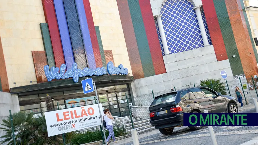 Lojistas do Vila Franca Centro voltam a reunir para discutir estudo