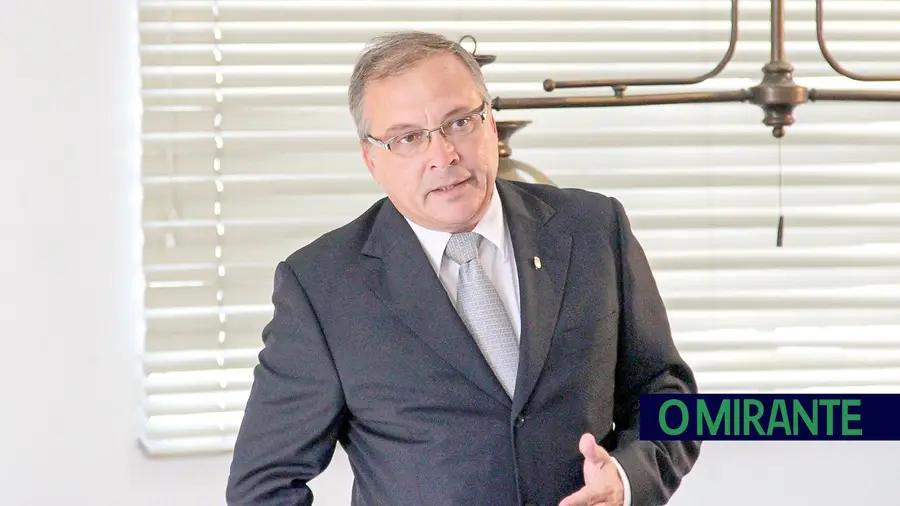 Presidente do Alverca processou O MIRANTE com dinheiro do clube