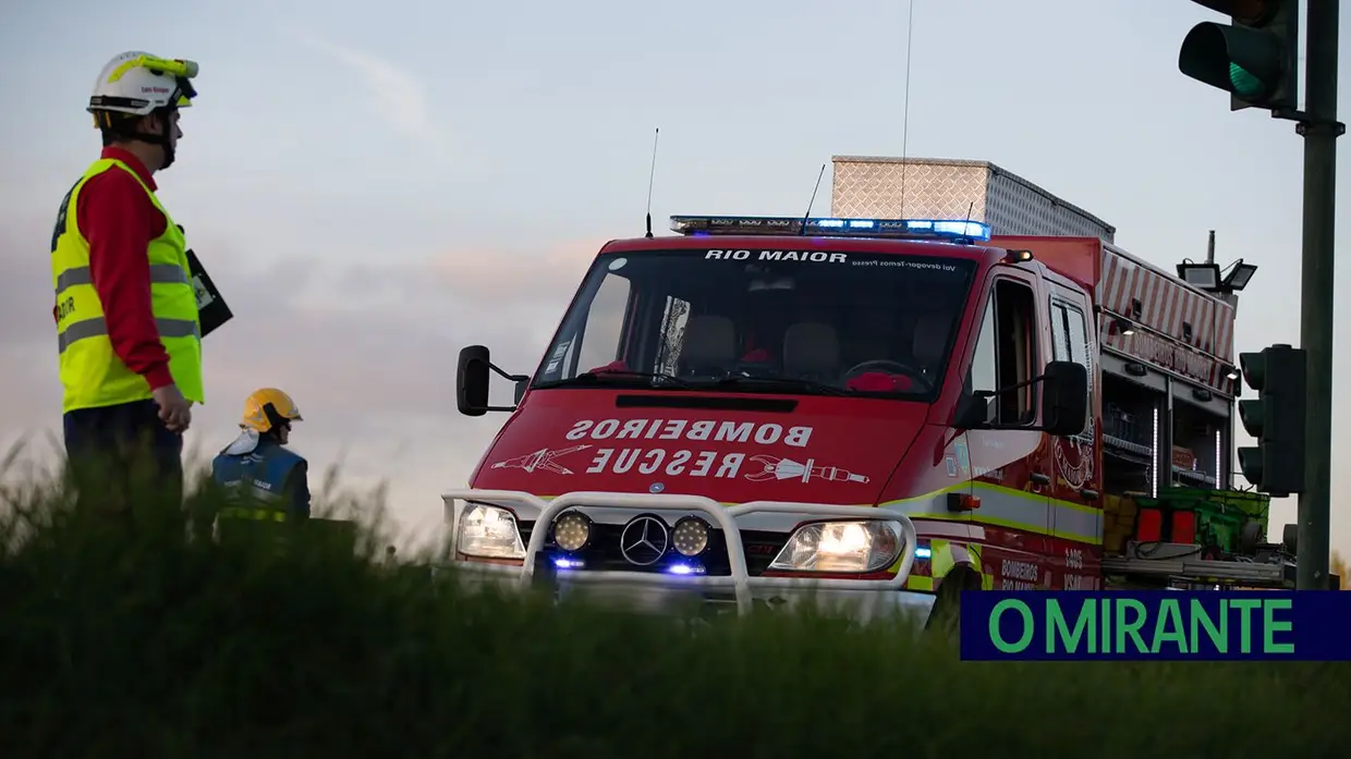 Simulacro de acidente rodoviário em Rio Maior