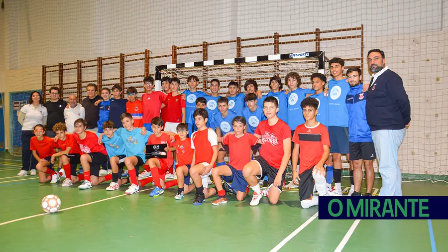 Futsal do Alhandra Sporting Club é uma família