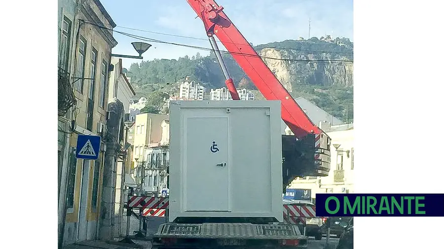 A carga pronta e metida nos contentores A carga pronta e metida nos contentores