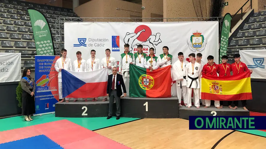 Escola de Karate Shotokan Pedro Duarte brilha no Campeonato da Europa