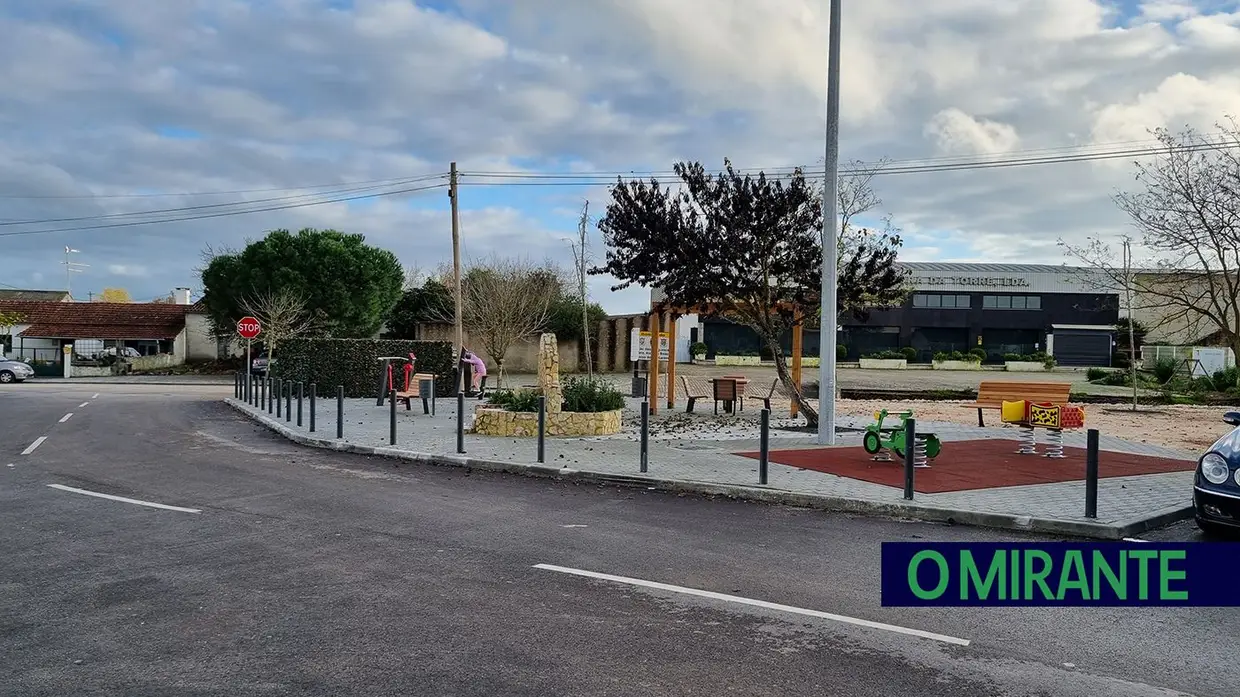 Largo da Torre do Bispo transformado em espaço de lazer