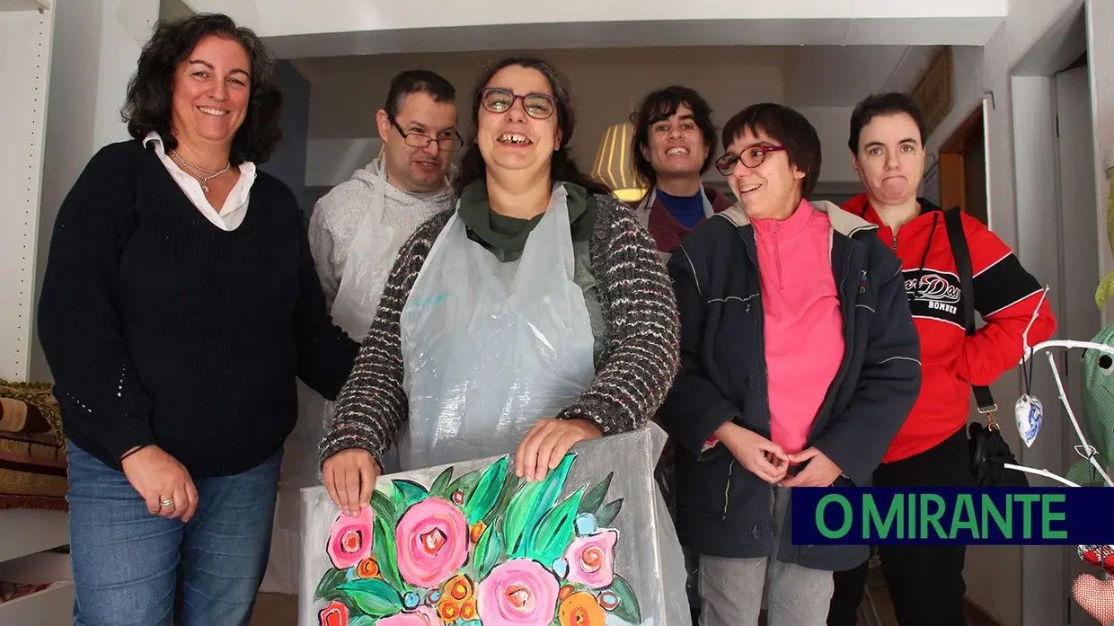 Na Cerci Flor da Vida comprar um presente de Natal é um gesto solidário que faz sorrir
