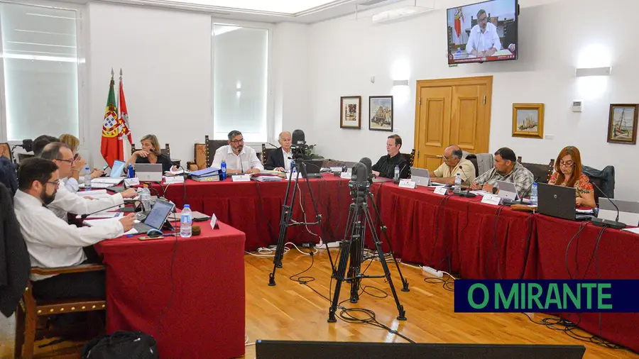 Vila Franca de Xira com orçamento recorde e redução de impostos Vila Franca de Xira com orçamento recorde e redução de impostos