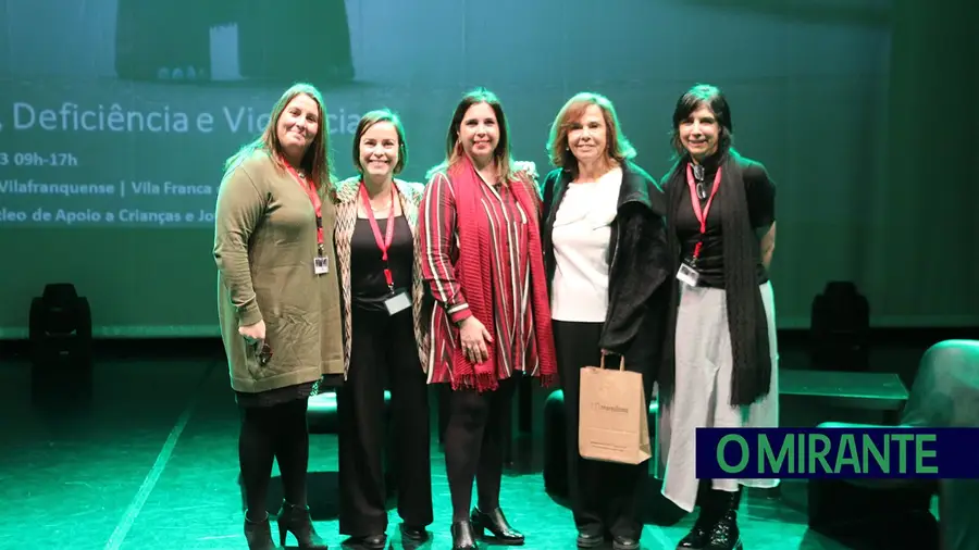 Seminário aborda violência em crianças vulneráveis Seminário aborda violência em crianças vulneráveis