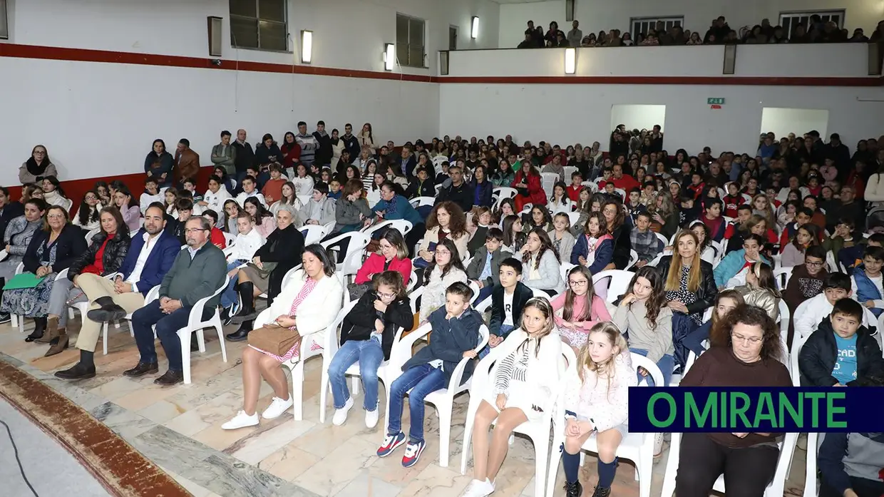 Alunos do Agrupamento de Escolas D. Afonso Henriques receberam distinções