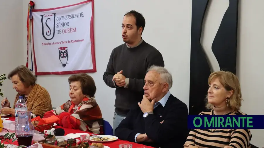 Universidade Sénior de Ourém reuniu comunidade em almoço de Natal Universidade Sénior de Ourém reuniu comunidade em almoço de Natal