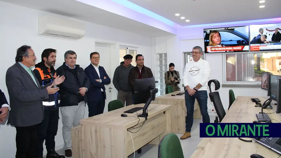 Bombeiros Torrejanos inauguram espaço informático de tecnologia avançada Bombeiros Torrejanos inauguram espaço informático de tecnologia avançada