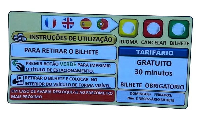 Parquímetros em Almeirim sem cobrar mas para multar abusadores