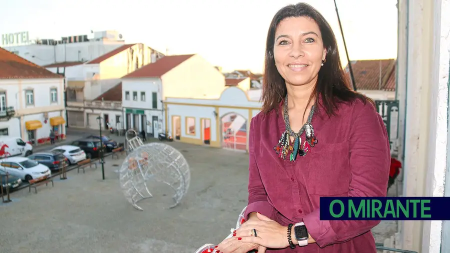 Catarina do Vale: a psicóloga que tem vindo a ganhar poder na Câmara de Benavente Catarina do Vale: a psicóloga que tem vindo a ganhar poder na Câmara de Benavente