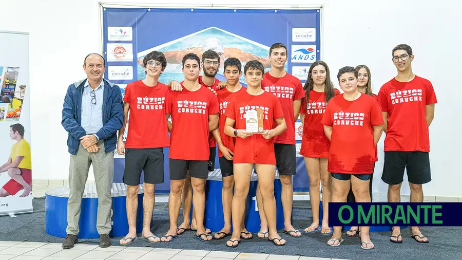 Búzios-Coruche é campeão nacional de salvamento aquático em piscina