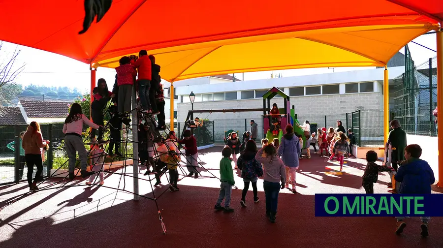 Parque infantil em Asseiceira com melhores condições