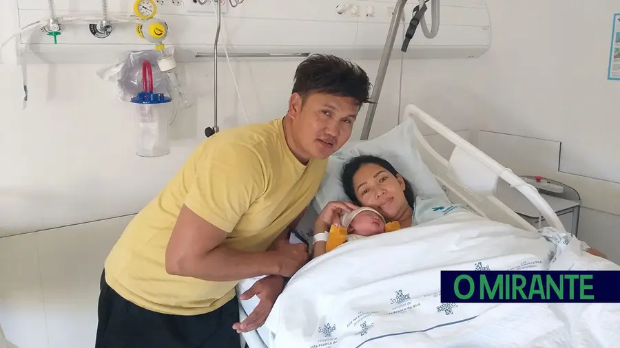 Bebé do ano em Vila Franca de Xira é filho de pais nepaleses Bebé do ano em Vila Franca de Xira é filho de pais nepaleses