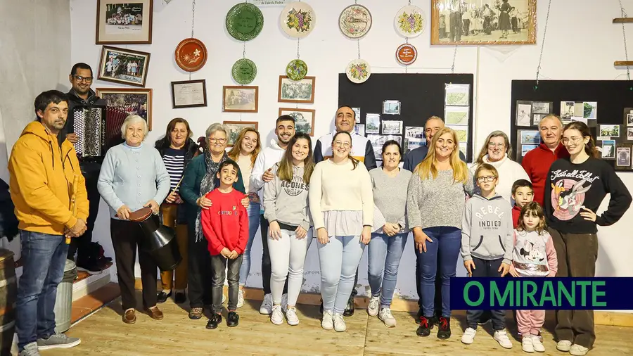 A família que não deixa acabar o Rancho de Vale da Pedra