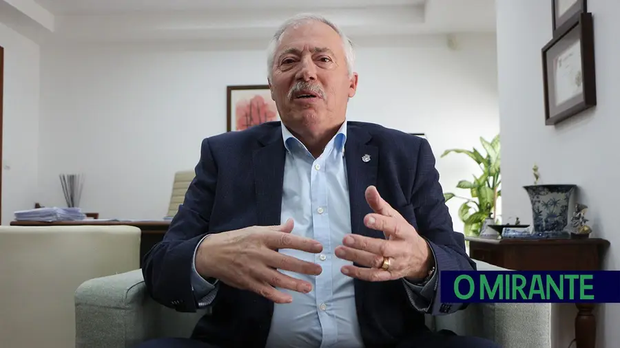 Autarca de Azambuja desiludido com verba do PRR para requalificar escolas Autarca de Azambuja desiludido com verba do PRR para requalificar escolas