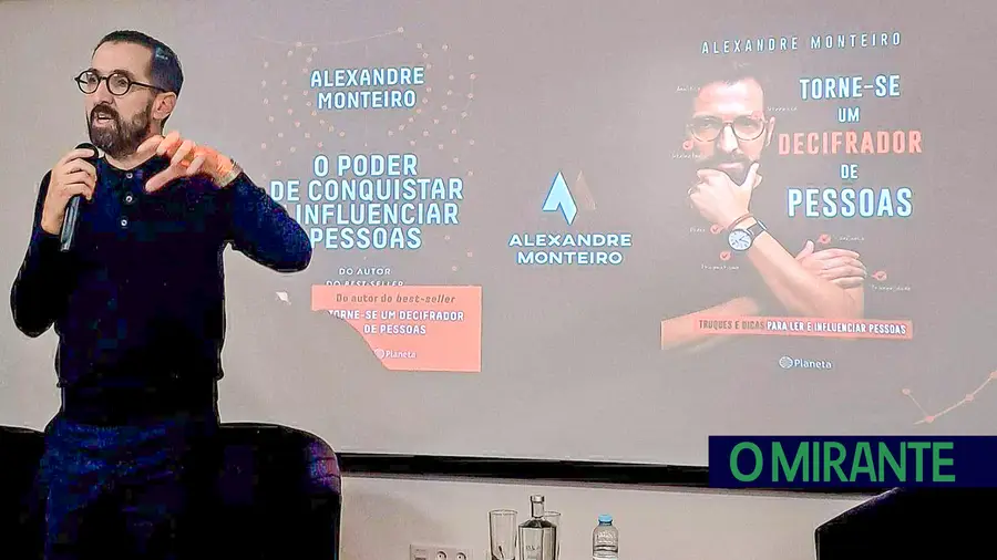 Alexandre Monteiro falou do poder de decifrar e conquistar pessoas no ISLA Santarém