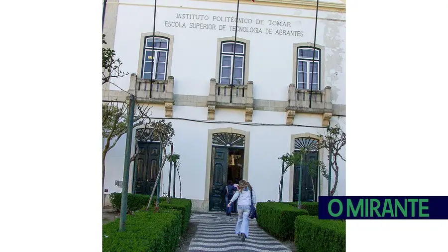 Politécnico de Tomar e Câmara de Abrantes querem requalificar ESTA Politécnico de Tomar e Câmara de Abrantes querem requalificar ESTA