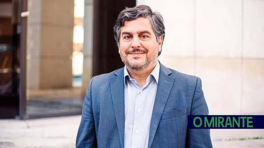 Bernardino Soares lidera a lista da CDU por Santarém Bernardino Soares lidera a lista da CDU por Santarém