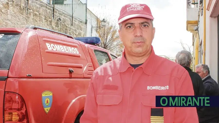 29 comandantes de bombeiros apoiam camarada de Torres Novas