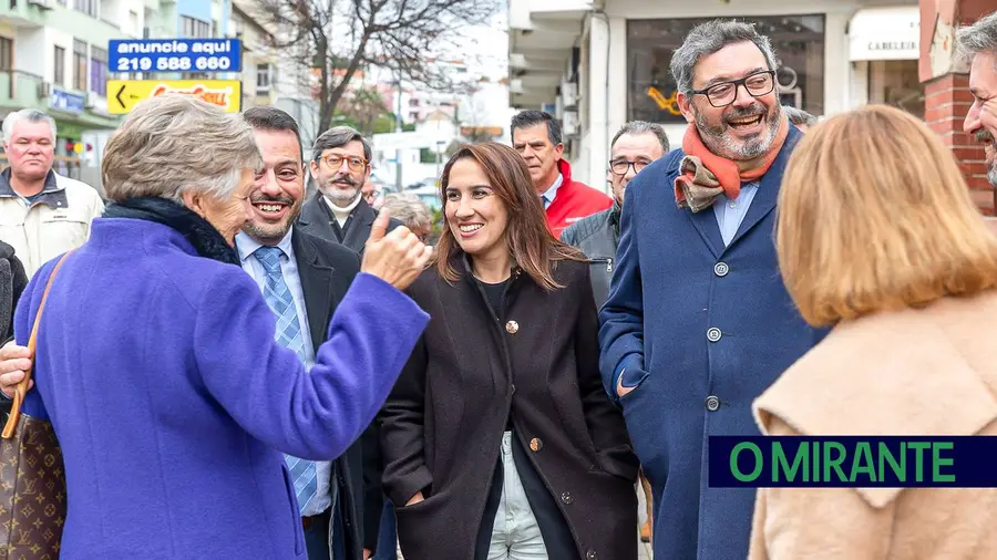 À terceira é que foi! À terceira é que foi!