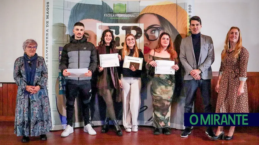 Escola Profissional de Salvaterra de Magos distingue alunos Escola Profissional de Salvaterra de Magos distingue alunos