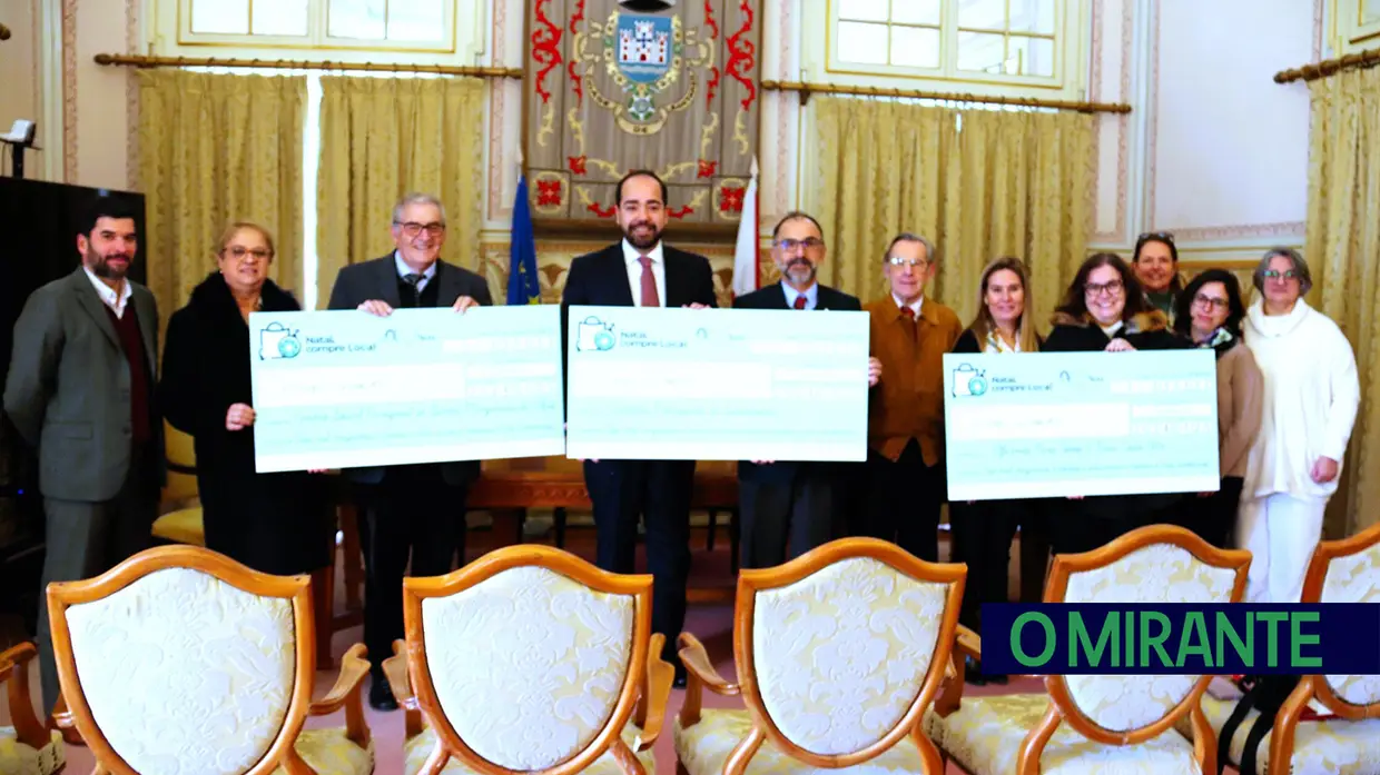 Câmara de Santarém reparte 10 mil euros por três IPSS do concelho