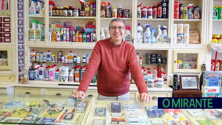 Deixa multinacional para manter drogaria com 120 anos no Cartaxo Deixa multinacional para manter drogaria com 120 anos no Cartaxo