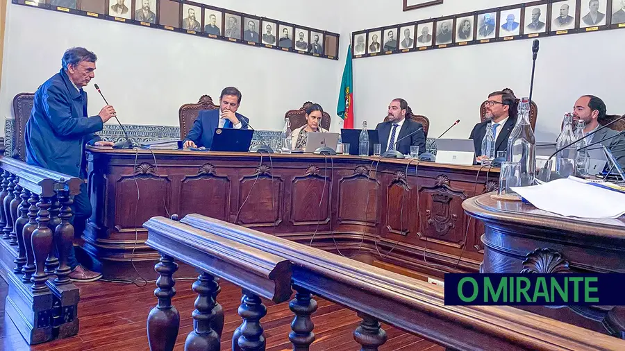 Aprovado concurso público para Academia de Futebol de Santarém Aprovado concurso público para Academia de Futebol de Santarém