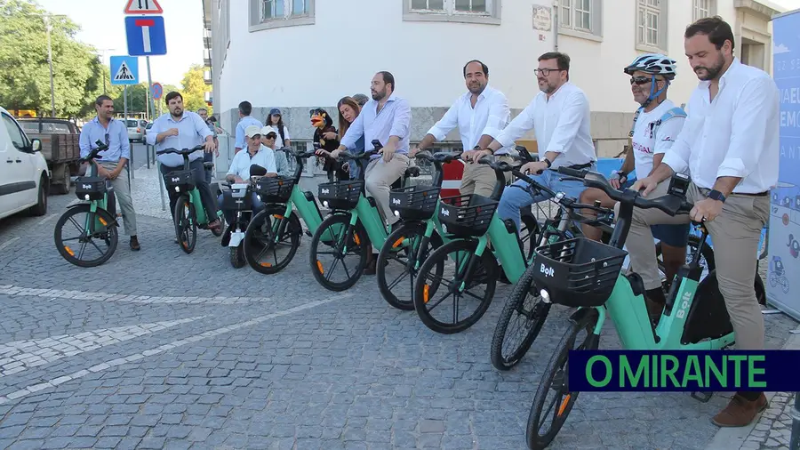 Trotinetas e bicicletas de uso partilhado vão continuar em Santarém Trotinetas e bicicletas de uso partilhado vão continuar em Santarém