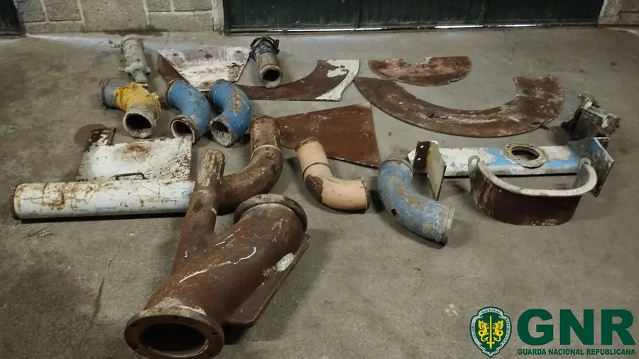 Detidos por furto e posse ilegal de arma em Tomar Detidos por furto e posse ilegal de arma em Tomar