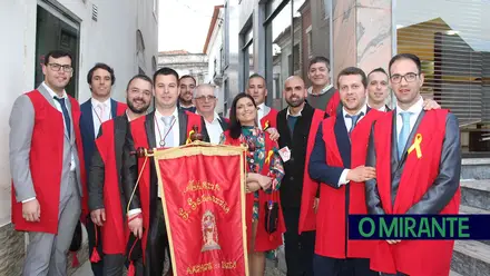 Cortejo religioso encheu ruas de Amiais de Baixo