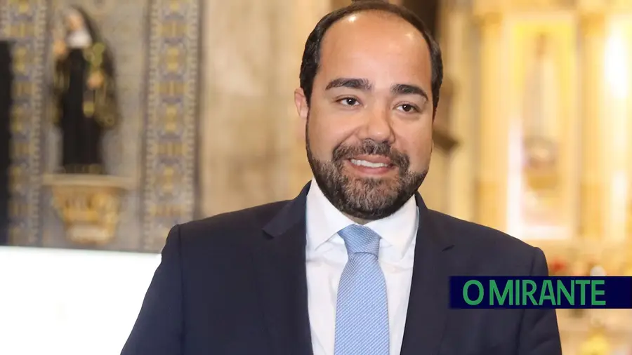 Presidente da Câmara de Santarém garante que extinção de bombeiros municipais não está na agenda Presidente da Câmara de Santarém garante que extinção de bombeiros municipais não está na agenda