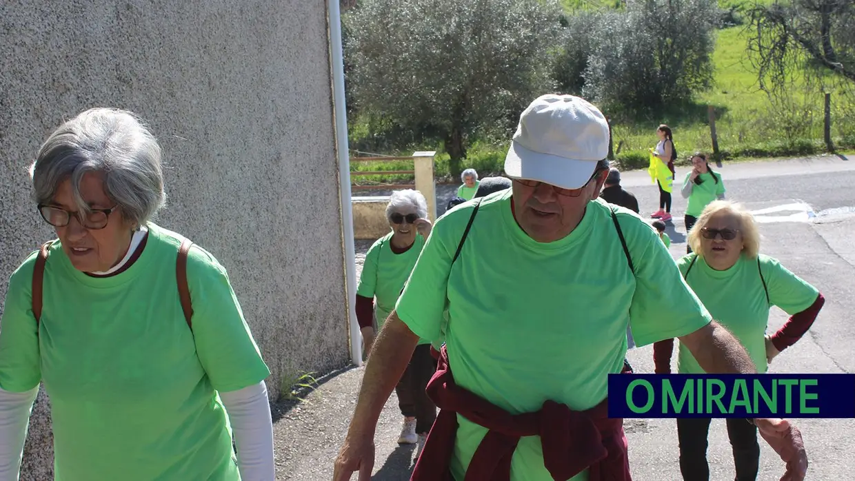 Caminhada na freguesia de Abrã promoveu actividade física