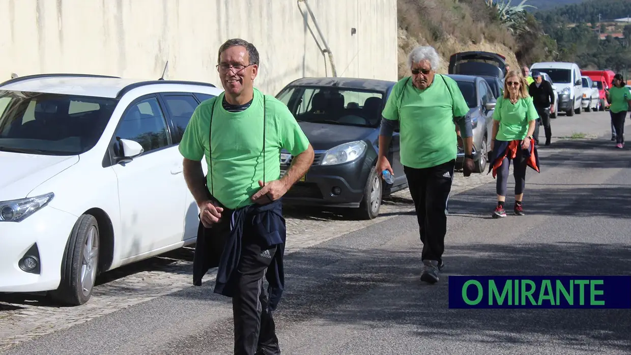 Caminhada na freguesia de Abrã promoveu actividade física