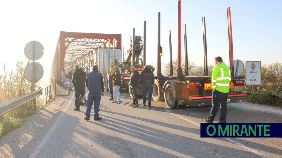 Agricultores do Ribatejo dizem que estão a ser tratados de forma arrogante e desonesta