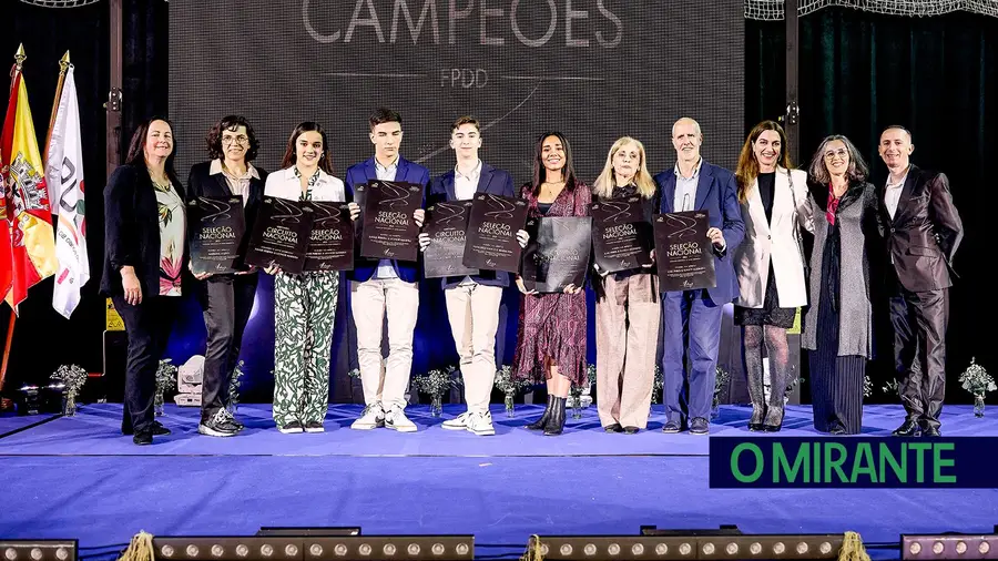 Atletas da NewStarDance distinguidos na Gala dos Campeões de Dança Desportiva