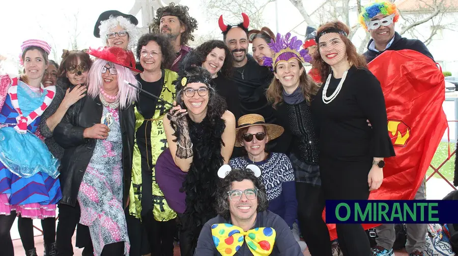 Dançarém contribuiu para a animação do Carnaval de Santarém Dançarém contribuiu para a animação do Carnaval de Santarém