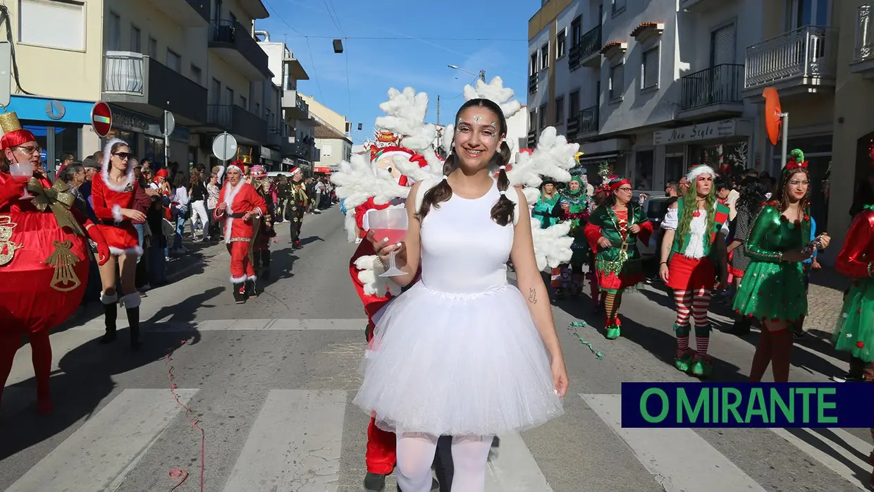 Corso carnavalesco anima Samora Correia