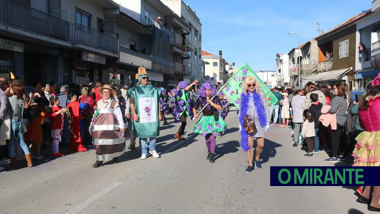 Corso carnavalesco anima Samora Correia