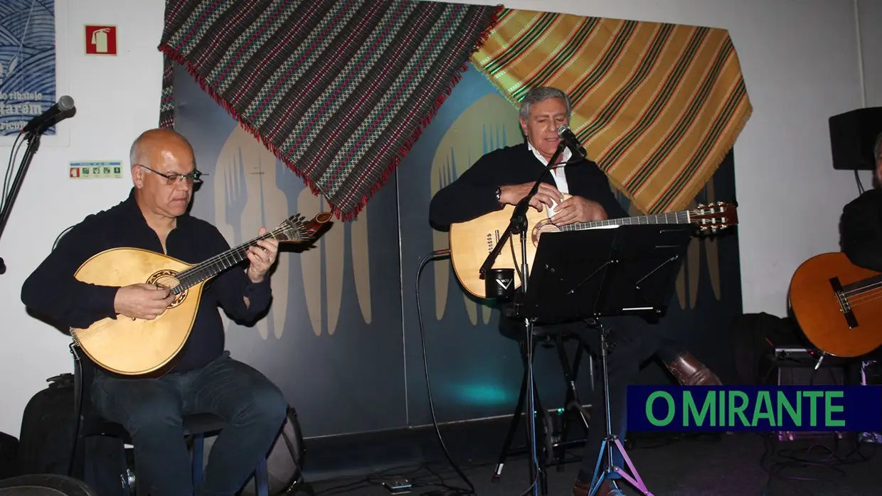 Cantou-se o fado em Santarém por uma causa solidária