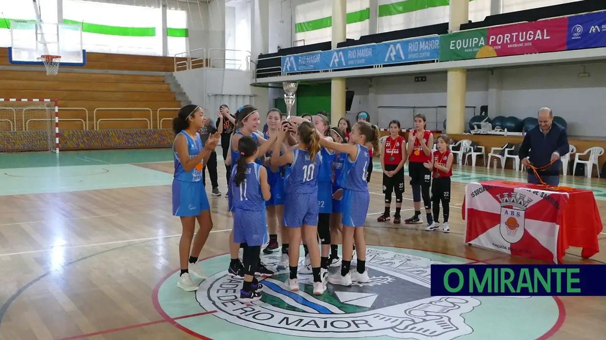 Rio Maior Basket campeão distrital em sub-12 femininos