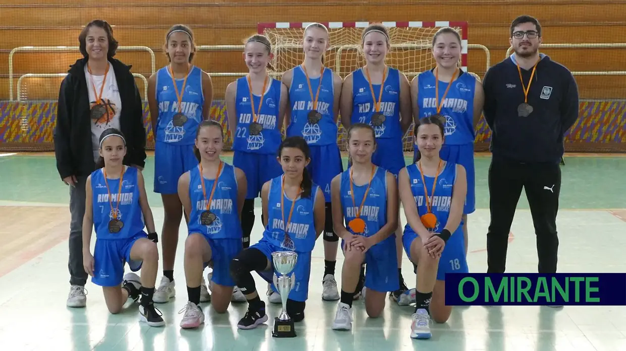 Rio Maior Basket campeão distrital em sub-12 femininos