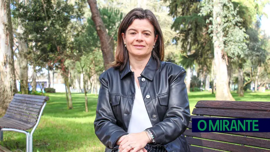 “As mulheres continuam a ser subvalorizadas na política e não têm as mesmas oportunidades” “As mulheres continuam a ser subvalorizadas na política e não têm as mesmas oportunidades”