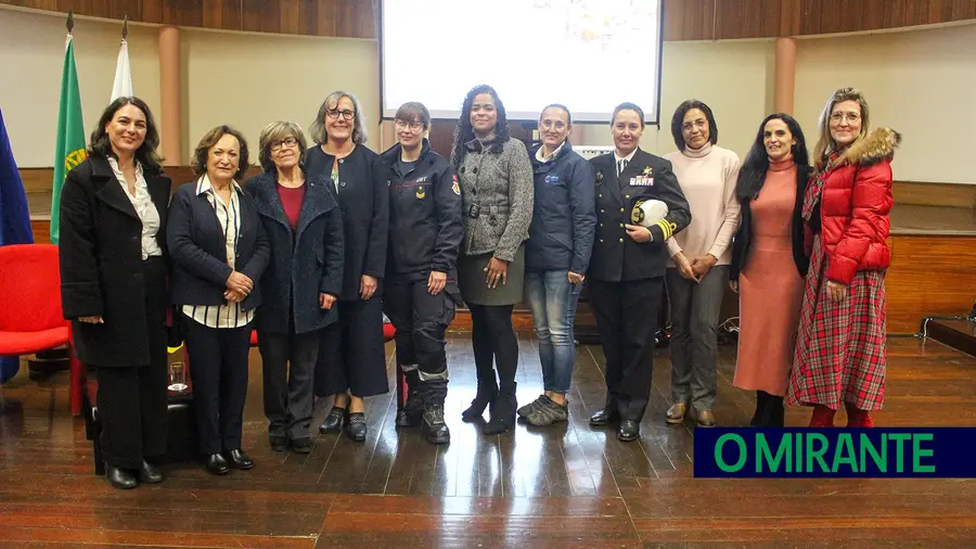 Mulheres que quebram preconceitos em profissões associadas aos homens Mulheres que quebram preconceitos em profissões associadas aos homens